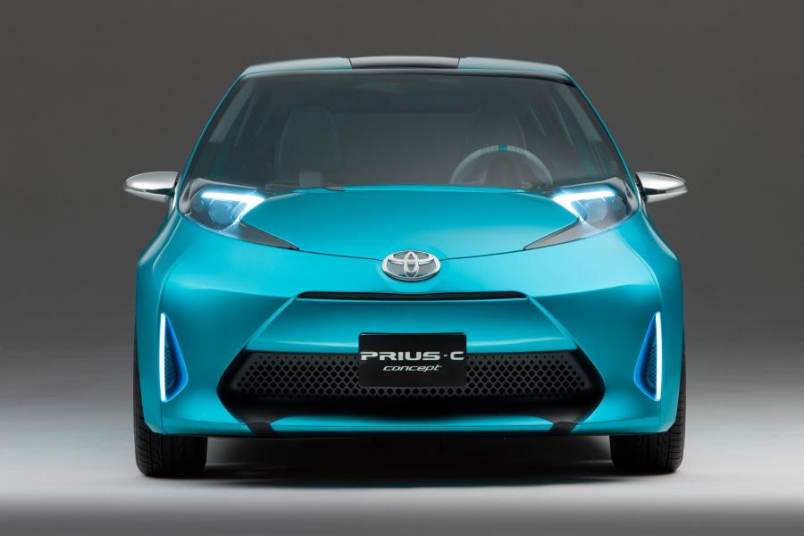  Toyota Prius C Concept 2011 года  (фото 30 из 37)